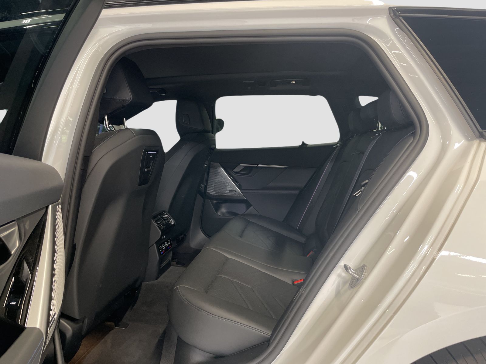 BMW i5 - Bild 14