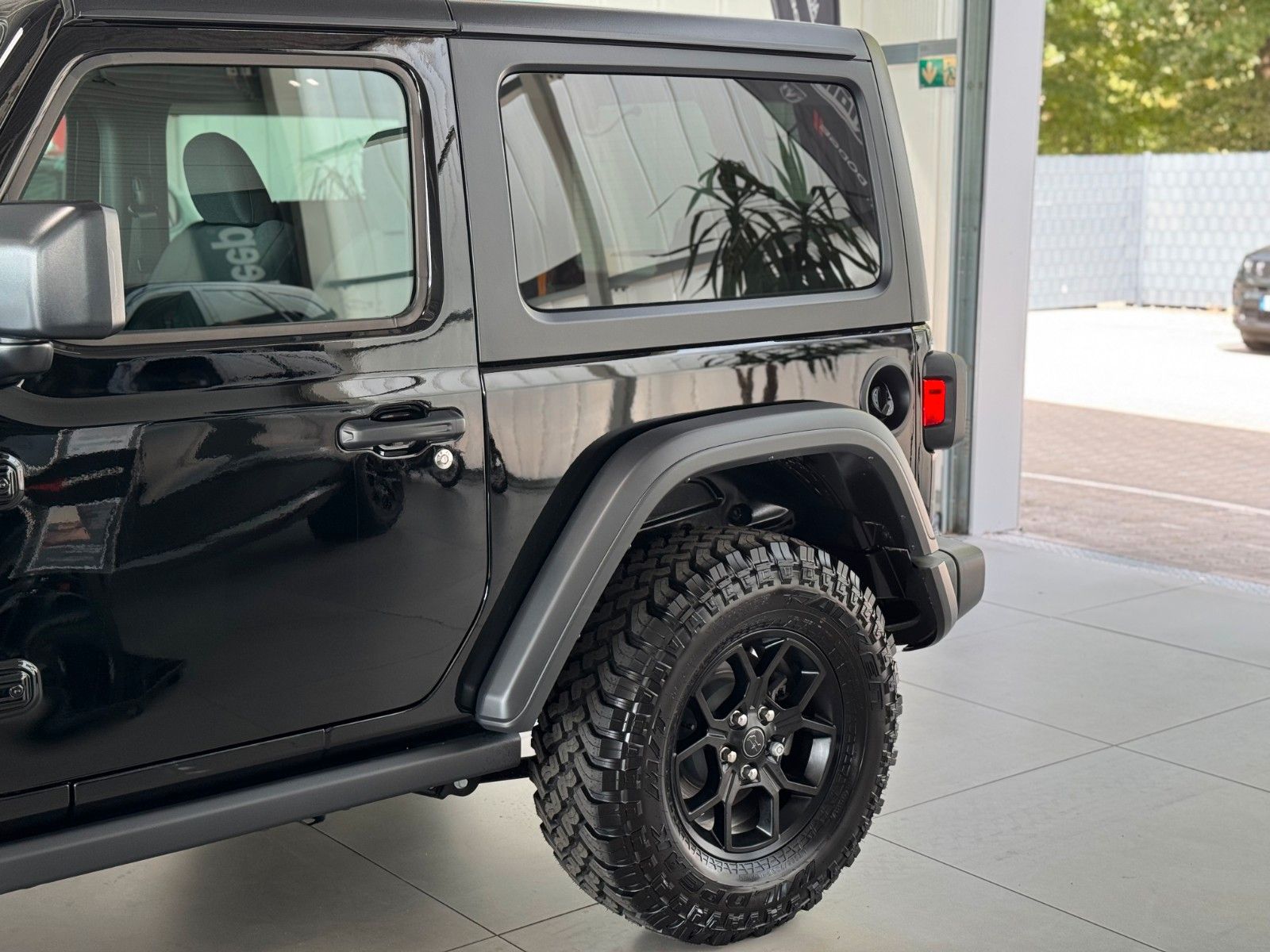 Fahrzeugabbildung Jeep Wrangler WILLYS 2.0 T-GDI 4x4 MY25 "AHK"