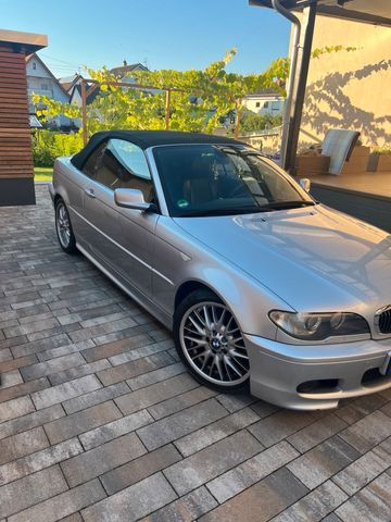 BMW 320i Cabrio e46