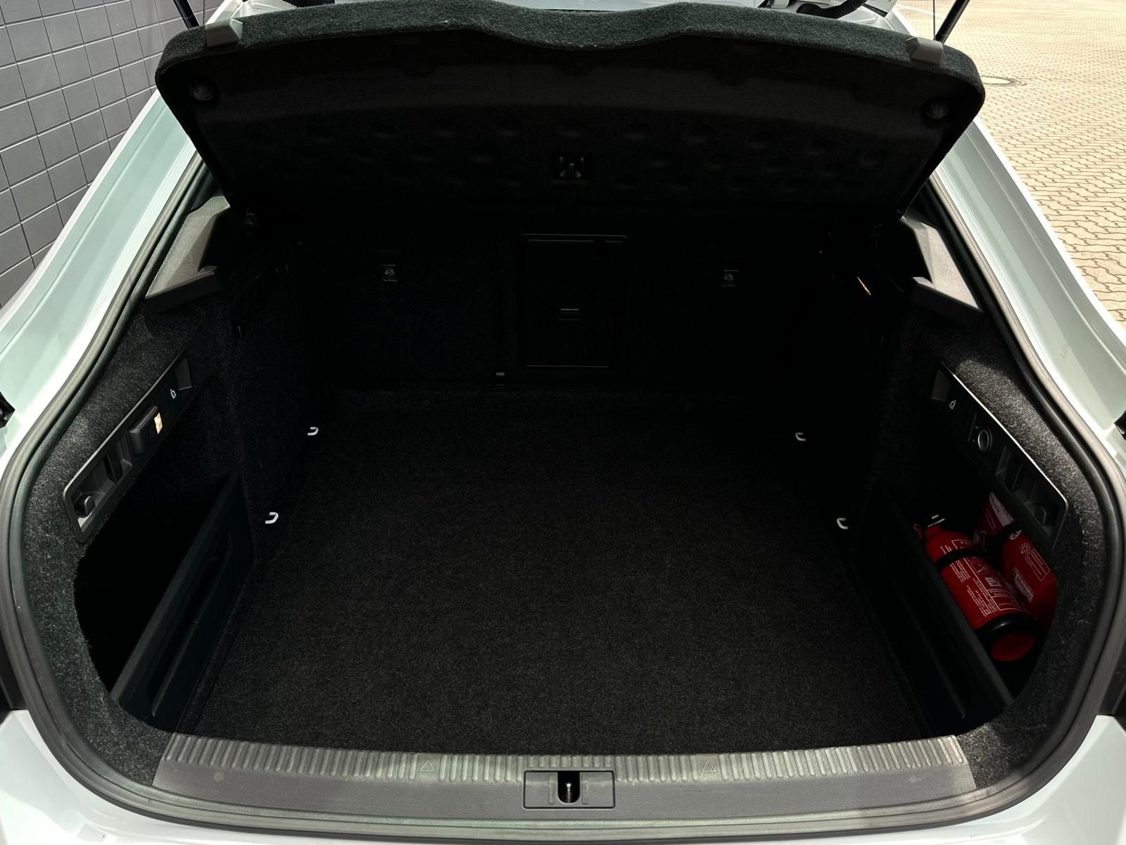 SKODA Superb 2.0TDI SPORTLINE BLACK ACC#CAM#NAVI#SHZ - Image 7