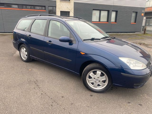 Ford Focus 1.6  Kombi