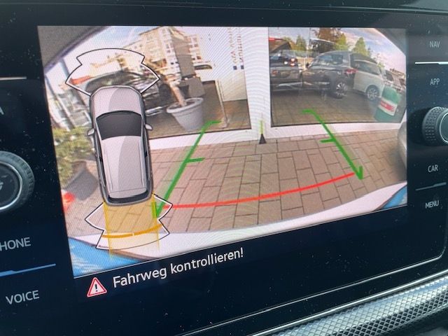 T-Cross 1.5 TSI DSG R-Line NAVI AHK Kamera Sport