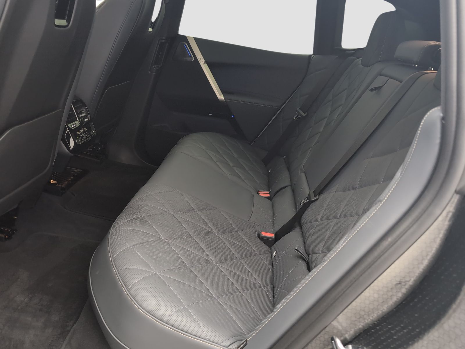 BMW iX - Bild 9