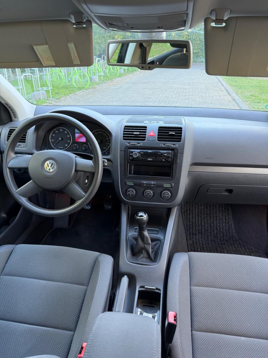 Volkswagen Golf 2004 — photo 6