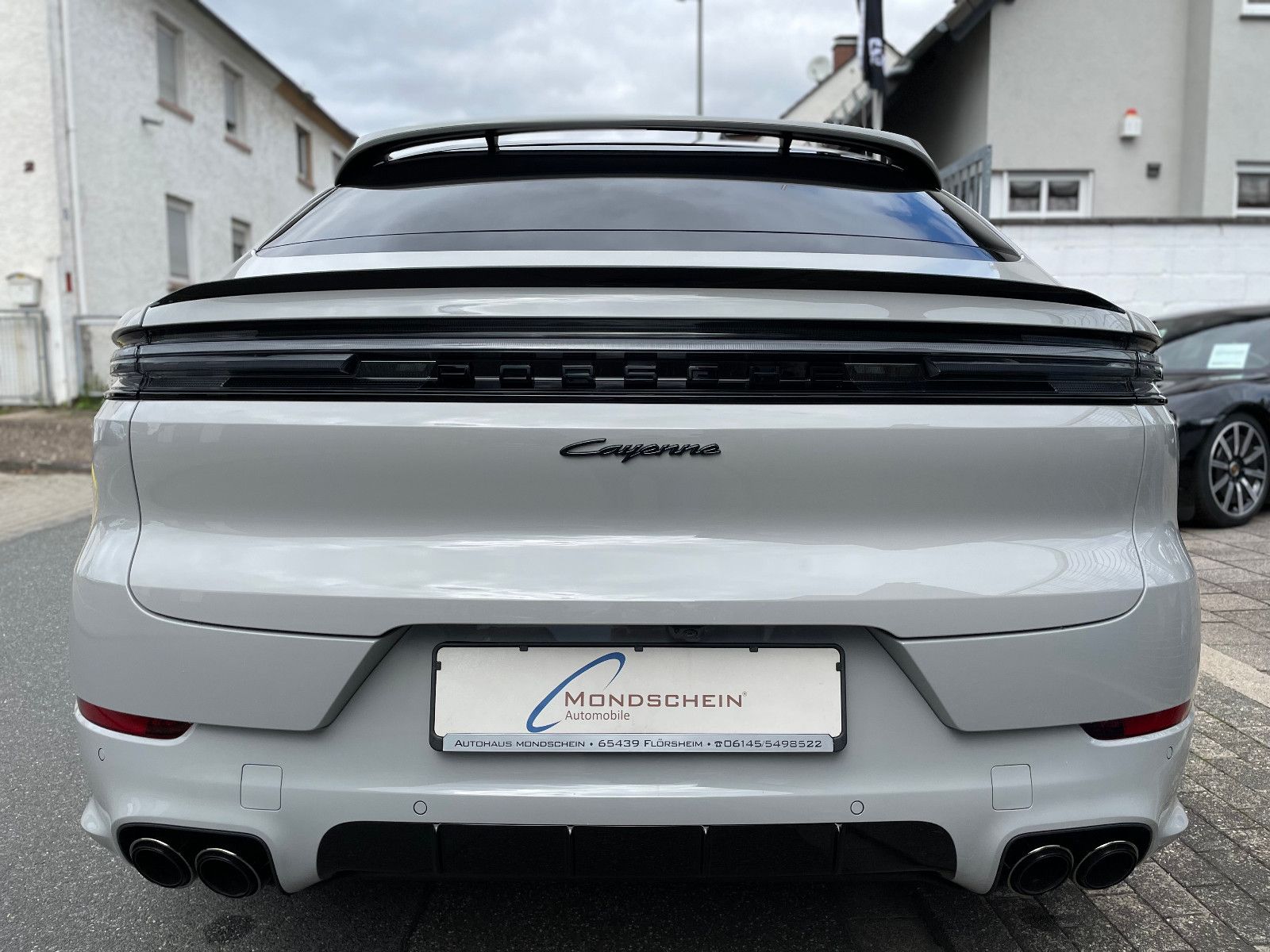 Fahrzeugabbildung Porsche Cayenne E-Hybrid Coupé |HUD|3.Disp|ACC|SportDesi