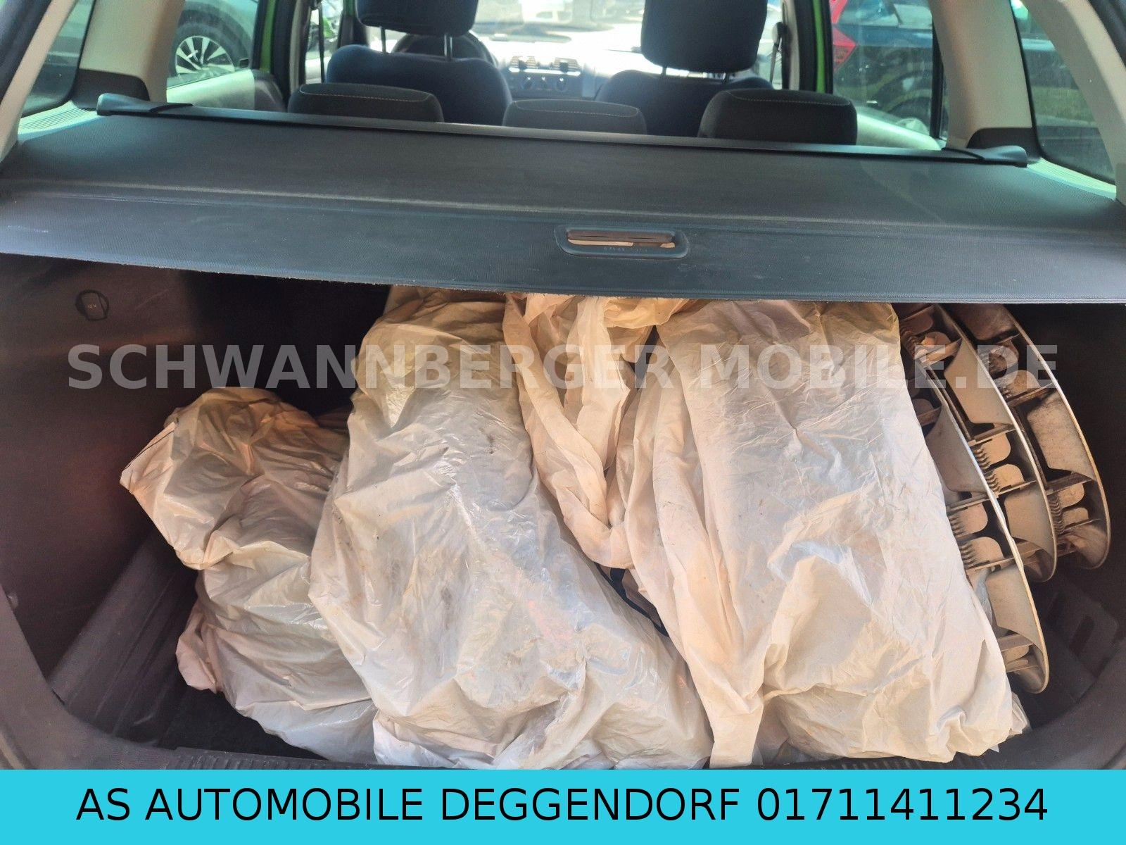 Skoda Fabia 2012 — photo 12
