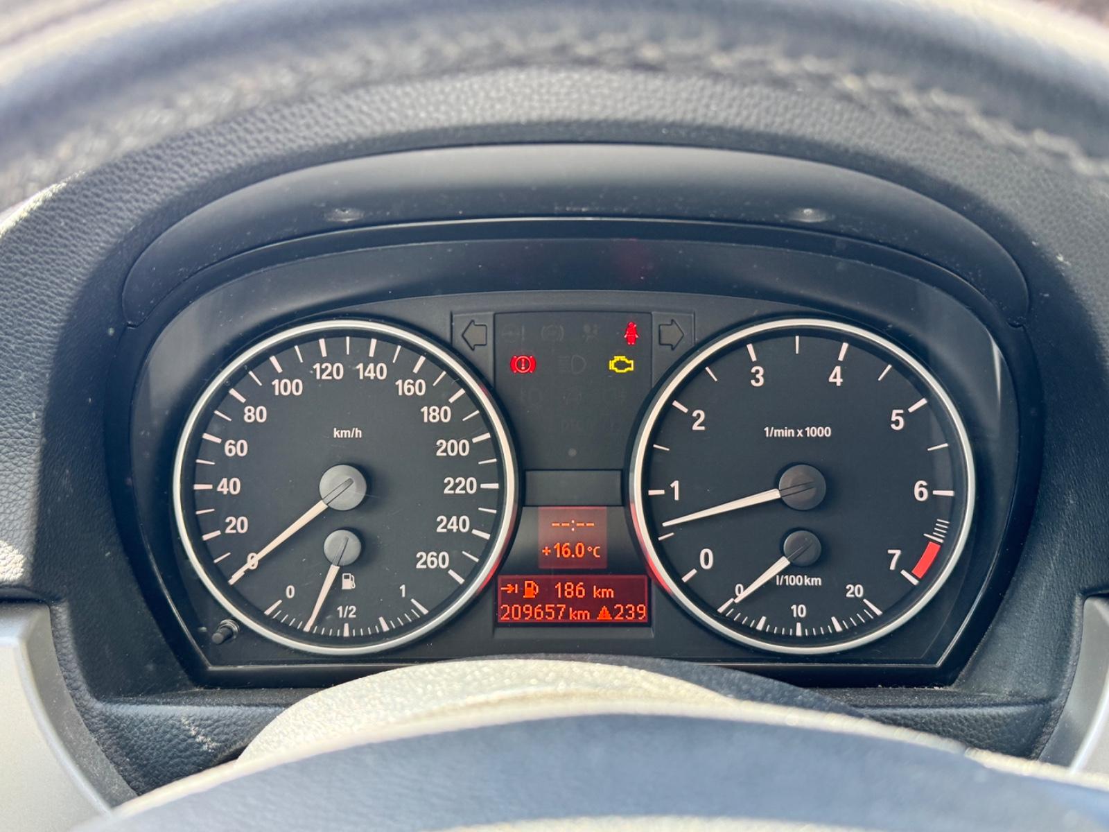 BMW 320 2007 — photo 13