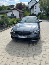 BMW 320i Automatik M-Paket X-Drive - BMW 320: M Paket 320i