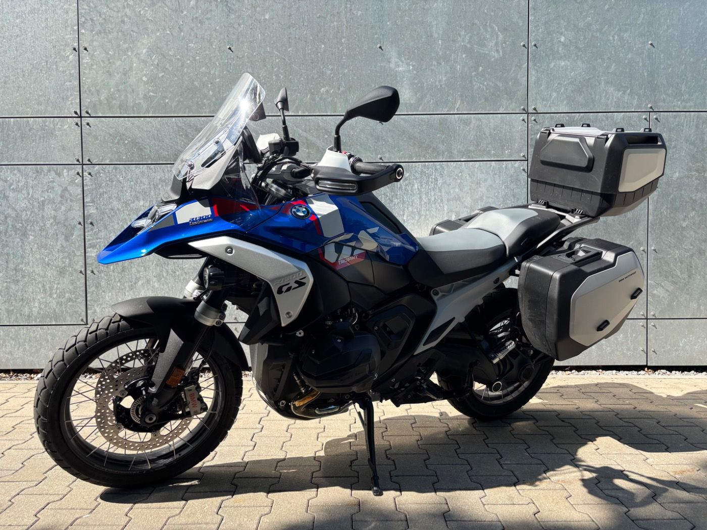 Fahrzeugabbildung BMW R 1300 GS Trophy ASA Adaptive Fahrzeughöhenregel