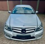 Mercedes-Benz Mercedes Benz c180 Coupé - Mercedes-Benz C 180: Coupé, Be