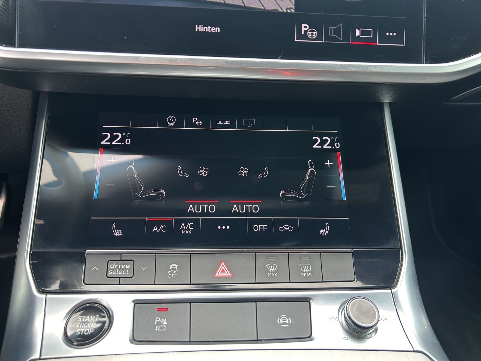 Fahrzeugabbildung Audi A6 Avant 40 TDI quattro sport LED AHK ACC RFK NA