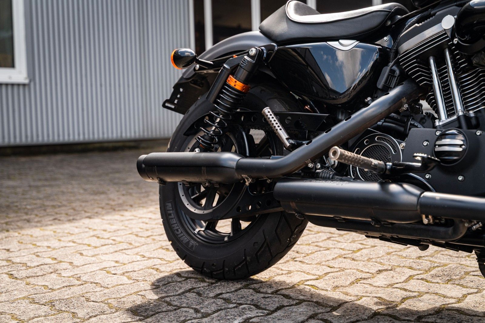 Fahrzeugabbildung Harley-Davidson XL883N Sportster Iron 883 - Racer Umbau 1200ccm