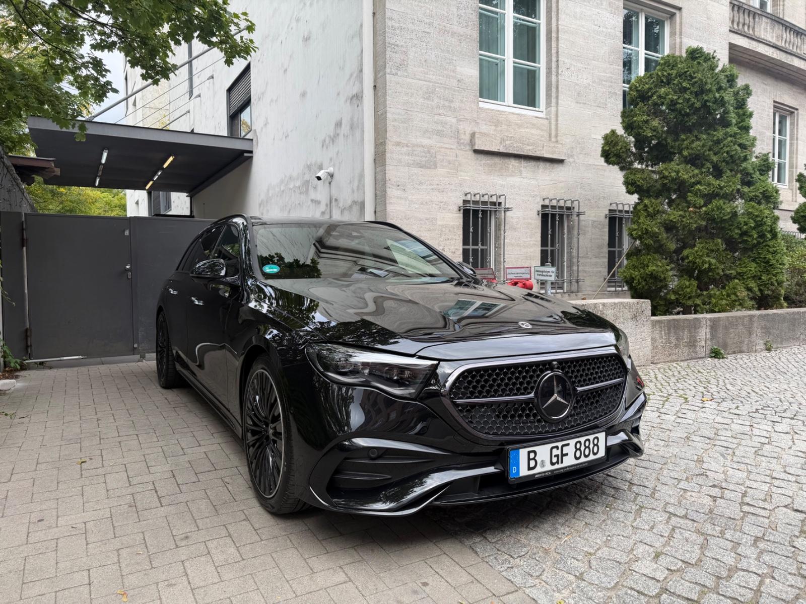 Mercedes-Benz E 220d AMG-Superscreen-Garantie MB100-VOLL 
