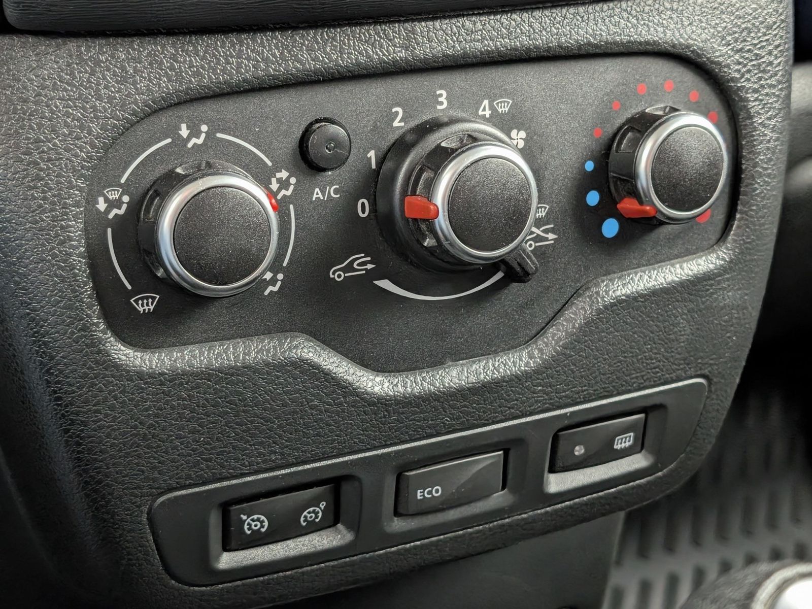 DACIA Dokker  Stepway Plus TCe 130 Navi AHK Kamera – Bild 18