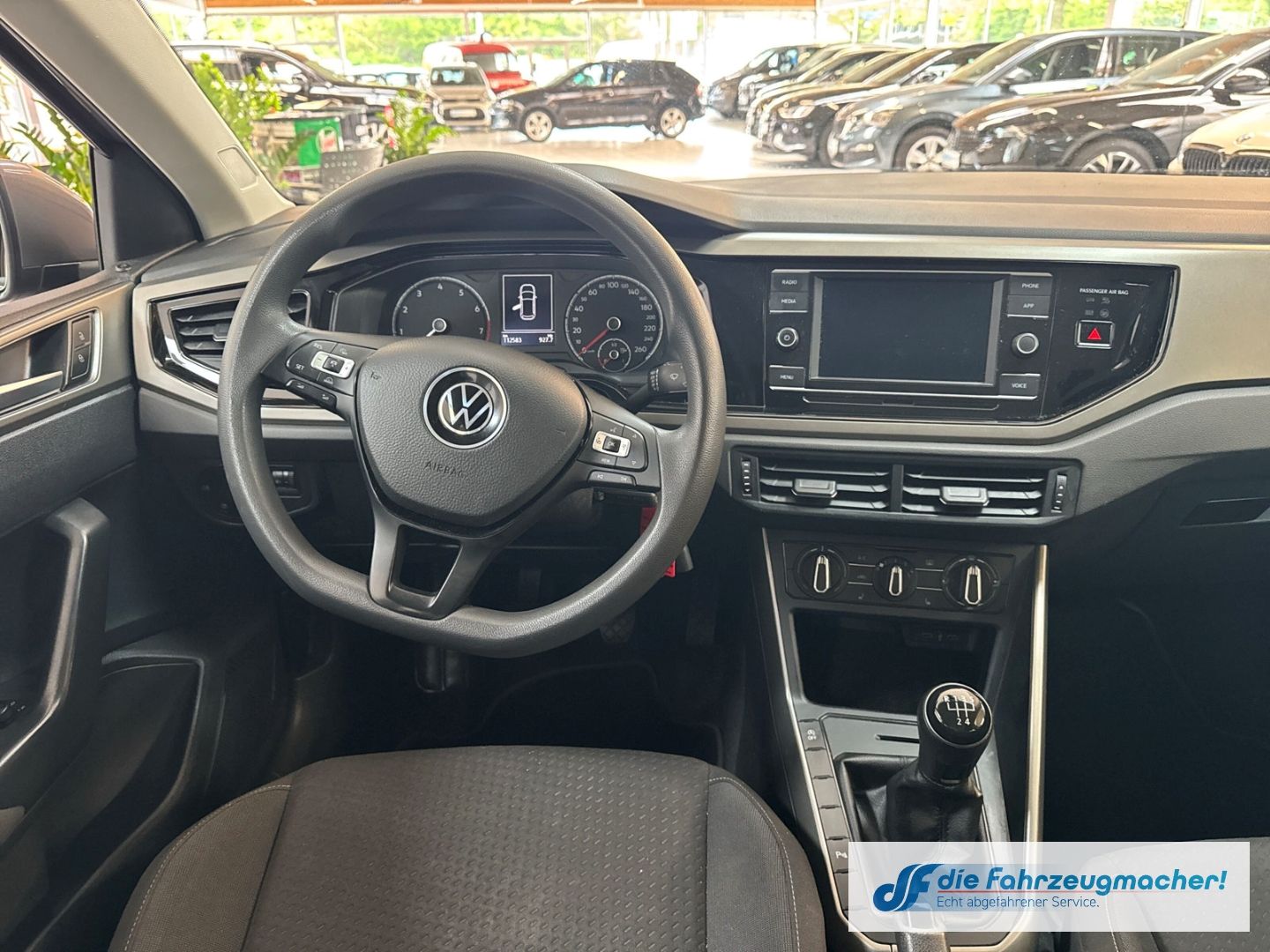 Fahrzeugabbildung Volkswagen Polo VI Comfortline 1.0 TSI EU6d ACC Musikstream