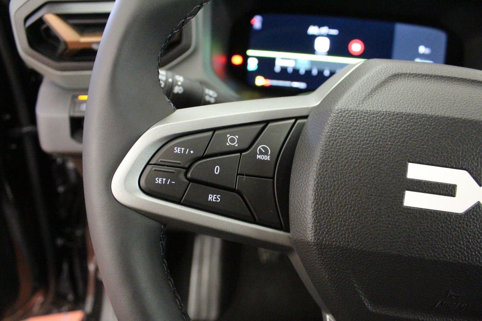 Fahrzeugabbildung Dacia Bigster mild hybrid-G 140 Extreme *Winter-Paket*