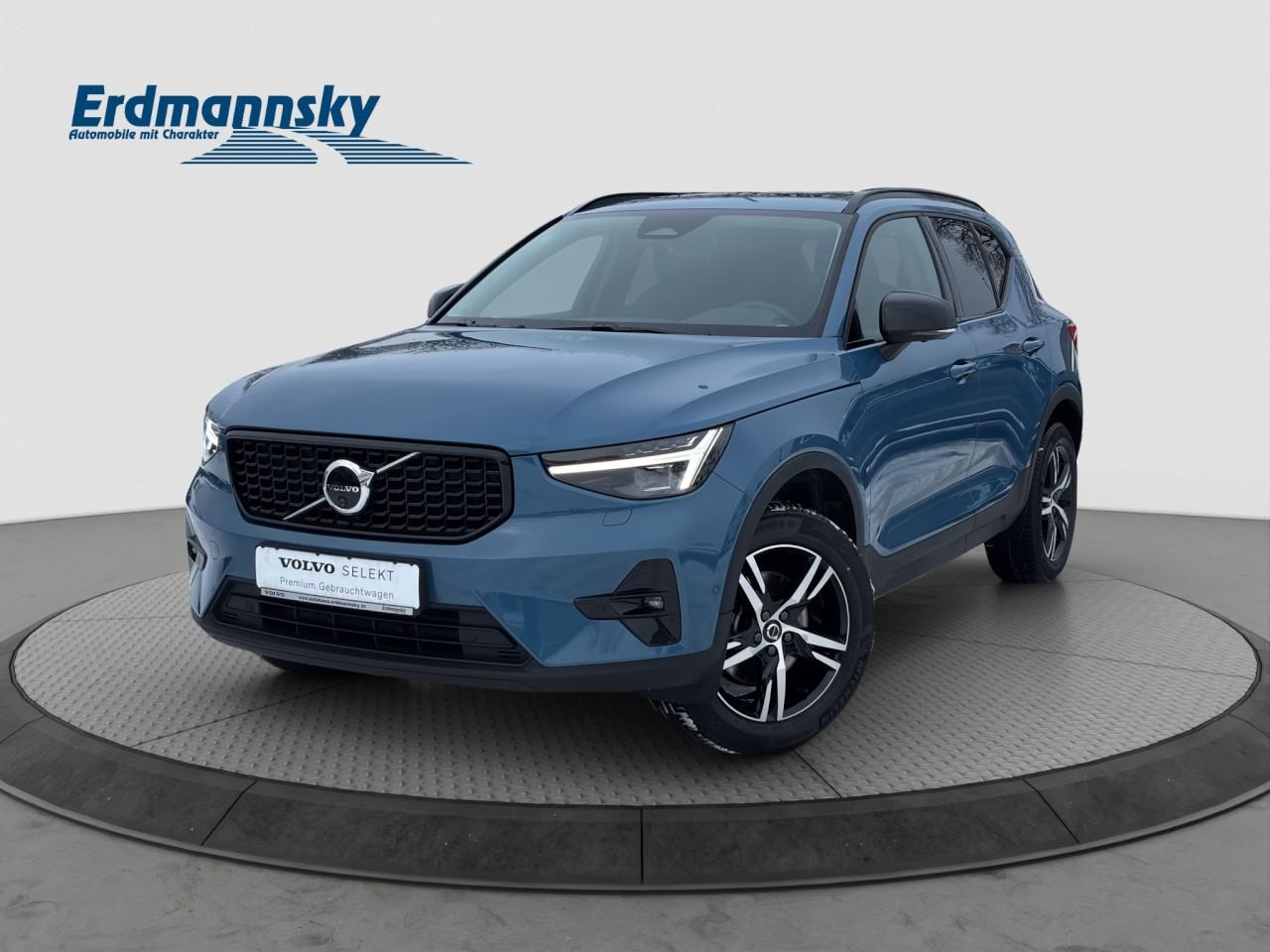 Volvo XC40 B4 Plus Dark/LED/Keyl/el.Sitze/LHZ/360/Pano