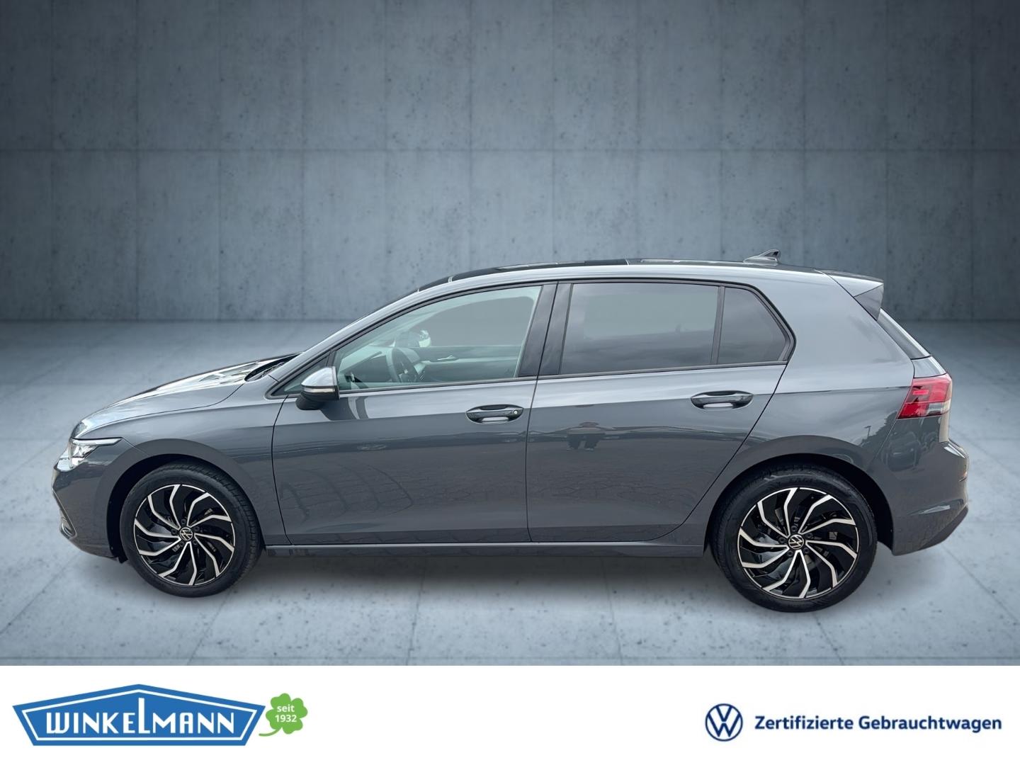Volkswagen Golf VIII Life 2.0 TDI DSG ACC LED PANO AHK
