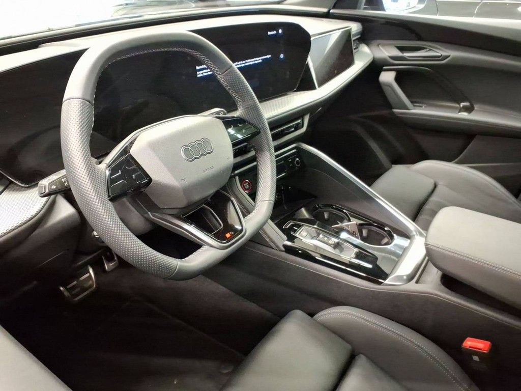 Audi Q5 Sportback S Line TFSI quatt. edition one GWP foto 4