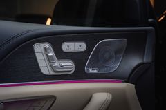 MERCEDES-BENZ GLE 350 d 4Matic*BURM*SITZKLIMA*DISTRO*AHK*AIRMA