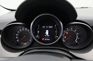 Fahrzeugabbildung Fiat 500X 1.4 Cross 4x4 AT TEMPO SHZ