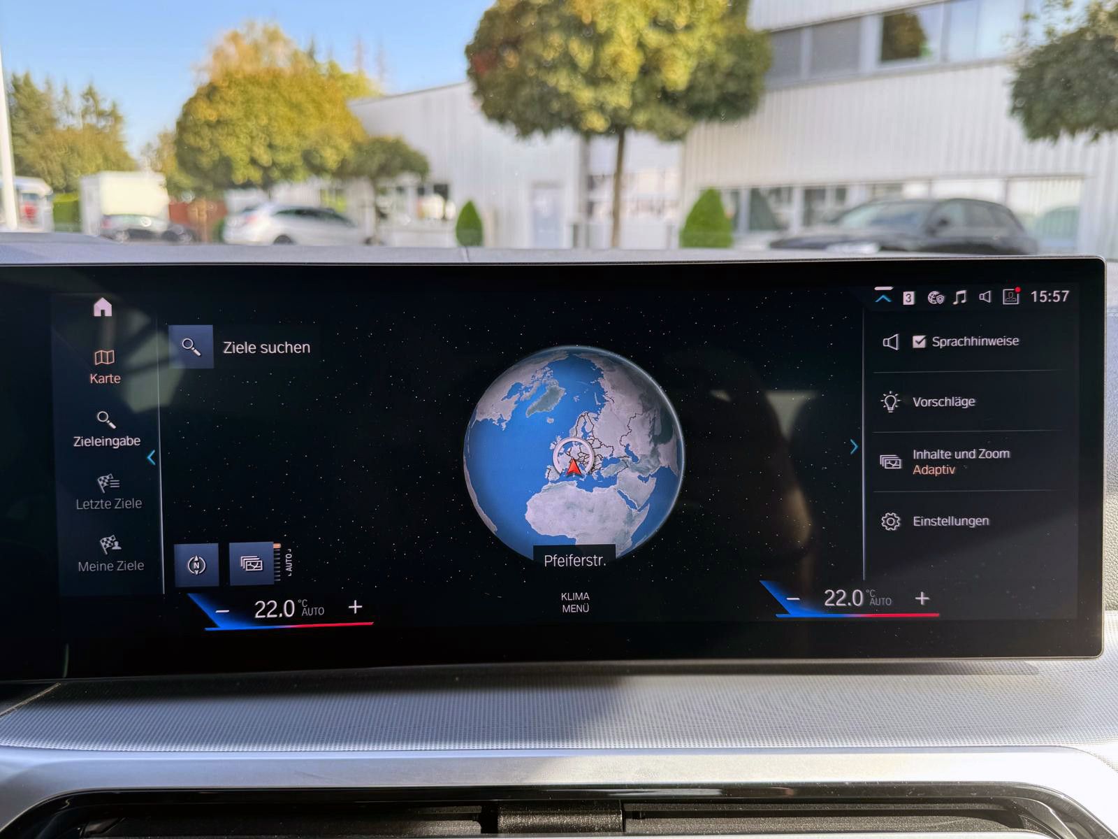 Fahrzeugabbildung BMW M440i xDrive Cabrio ACC AHK LED CarPlay KAM H&K