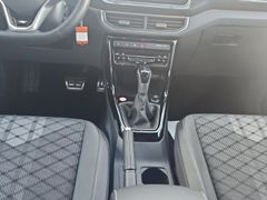 VW T-Cross 1.5 TSI R-Line Sportpaket Navi Digitales