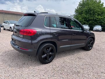 Volkswagen Tiguan - 6
