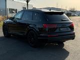 Audi Q7 3.0 TDI quattro S-LINE*Autom.*Navi*RFK*Pano* - Audi Q7 mit Diesel-Antrieb: 3.0