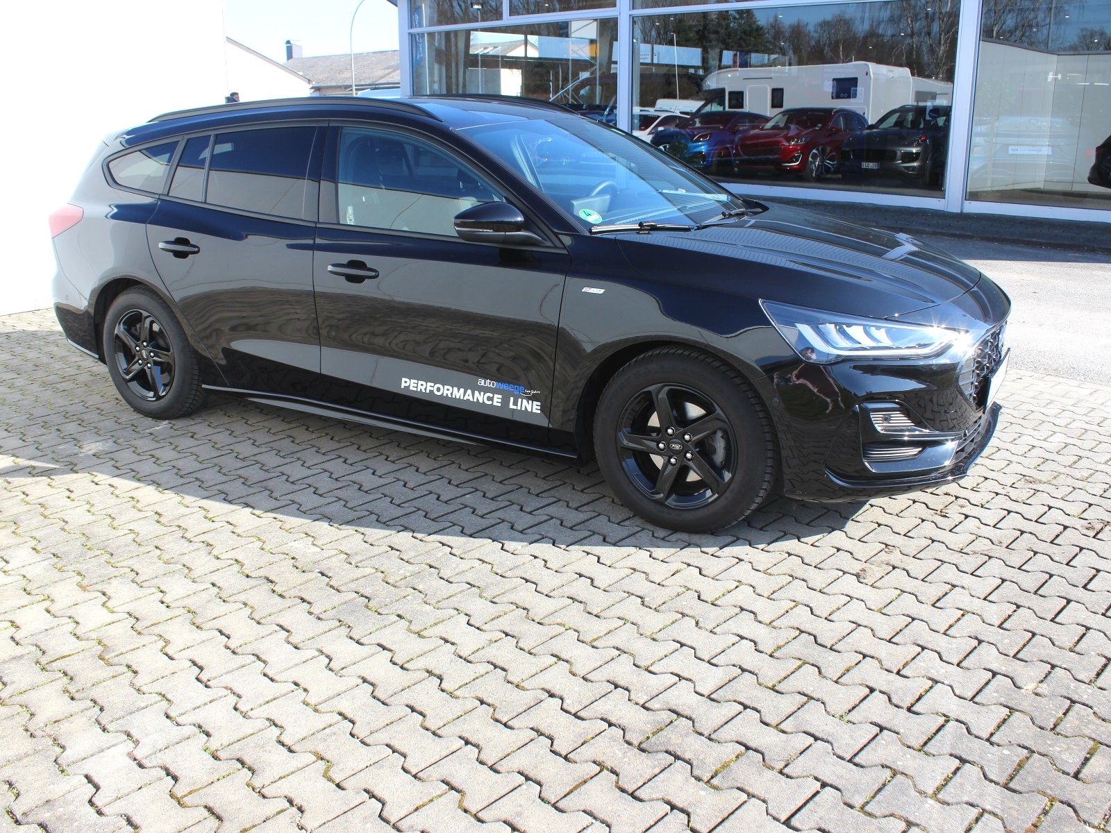 Fahrzeugabbildung Ford Focus ST-Line 1,0 EcoBoost