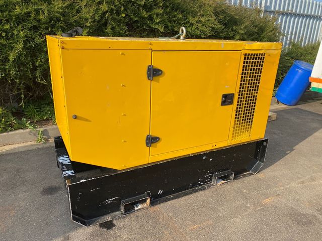 Andere Stromerzeuger & Strom Generator & 31 KVA