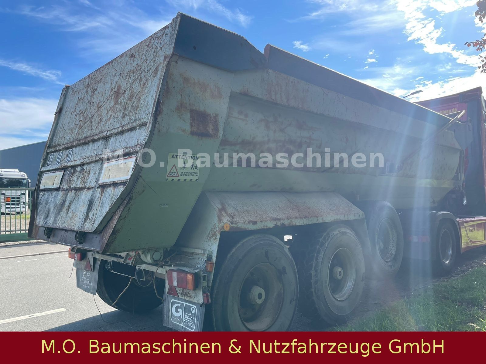 Fahrzeugabbildung Kaiser S 330 / 2 Achser / Blatt / Plane