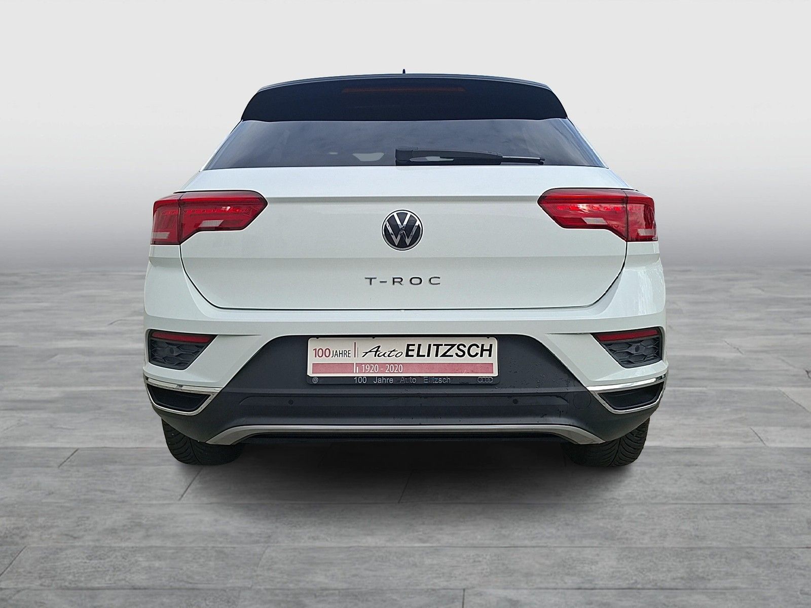 Fahrzeugabbildung Volkswagen T-Roc TSI Style LED AHK Navi AID ACC RFK SHZ