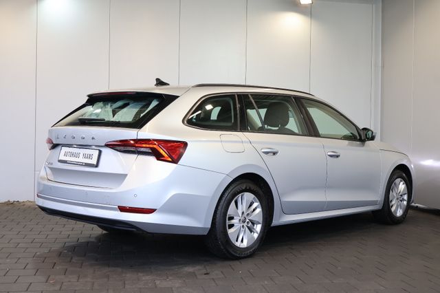 Skoda Octavia 2.0 TDI Ambition FRONT+LANE+LED+KEY+AHK