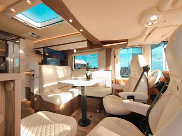 Fahrzeugabbildung HYMER / ERIBA / HYMERCAR B-KLASSE BML-I 780 MASTERLINE JPS - MEGA VOLL
