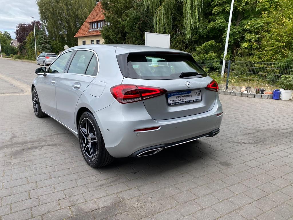 Mercedes-Benz A 220