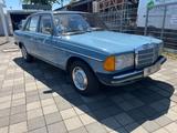 Mercedes-Benz 200 W123 Diesel H-Zulassung kein Rost - Mercedes-Benz 200: D W123