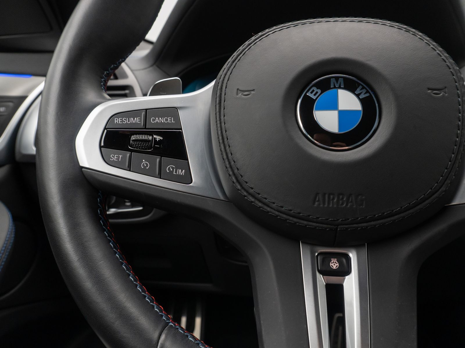Fahrzeugabbildung BMW X3 M40i Kamera Laser HUD DAB HiFi Komfort 21Zoll