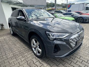 Audi Q8 e-tron - 7