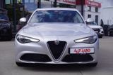 Alfa Romeo Giulia 2.0 Turbo 16V Super Bi-Xenon Navi Kamera - Alfa Romeo Giulia: Limousine, Super