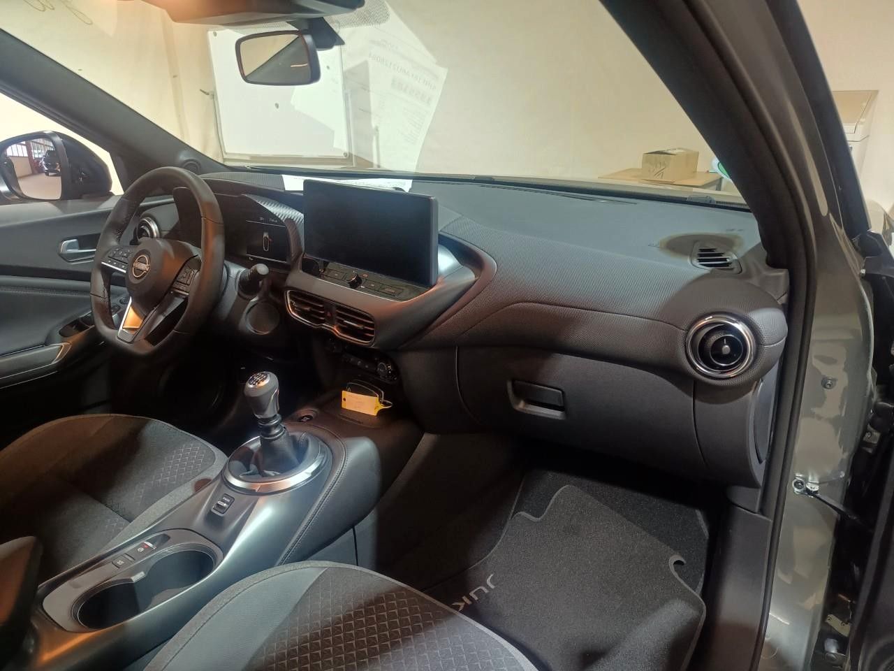Fahrzeugabbildung Nissan Juke 1.0 Schaltgetriebe - N-Connecta