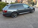 Skoda Superb 2.0 TDI SCR 140kW DSG SPORTLINE COMBI... - Skoda Superb in Freiburg