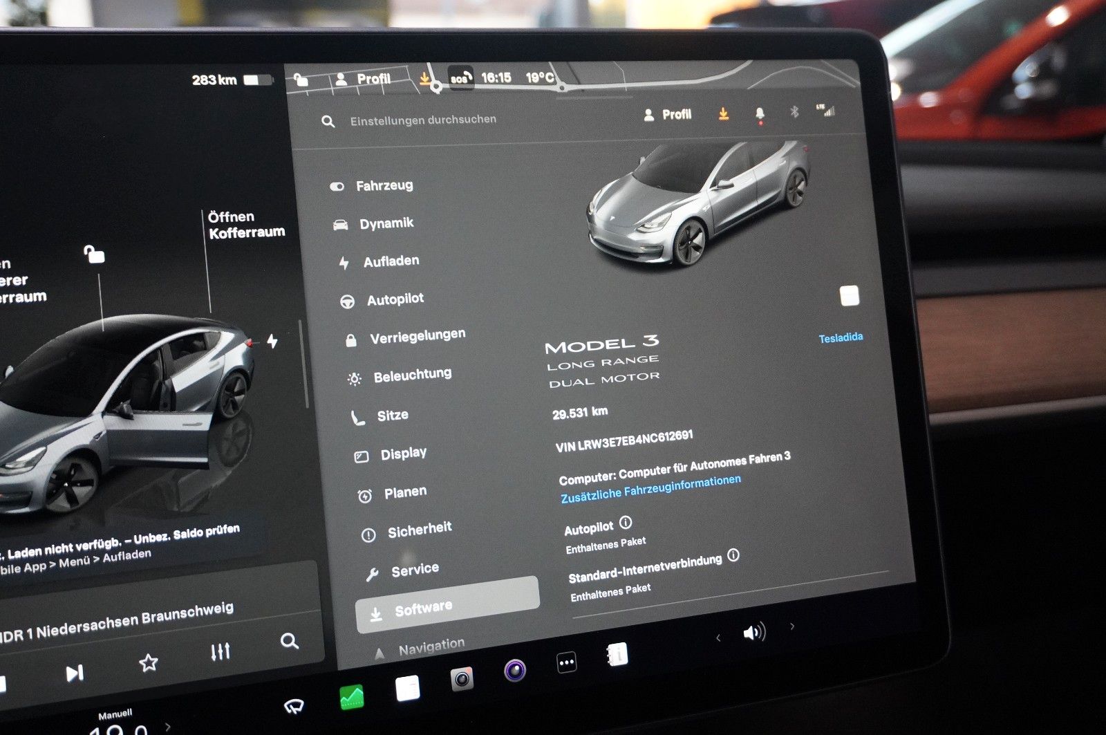 Fahrzeugabbildung Tesla Model 3 LONGRANGE DUAL-MOTOR NAVI/KAMERA/SHZ/AMD