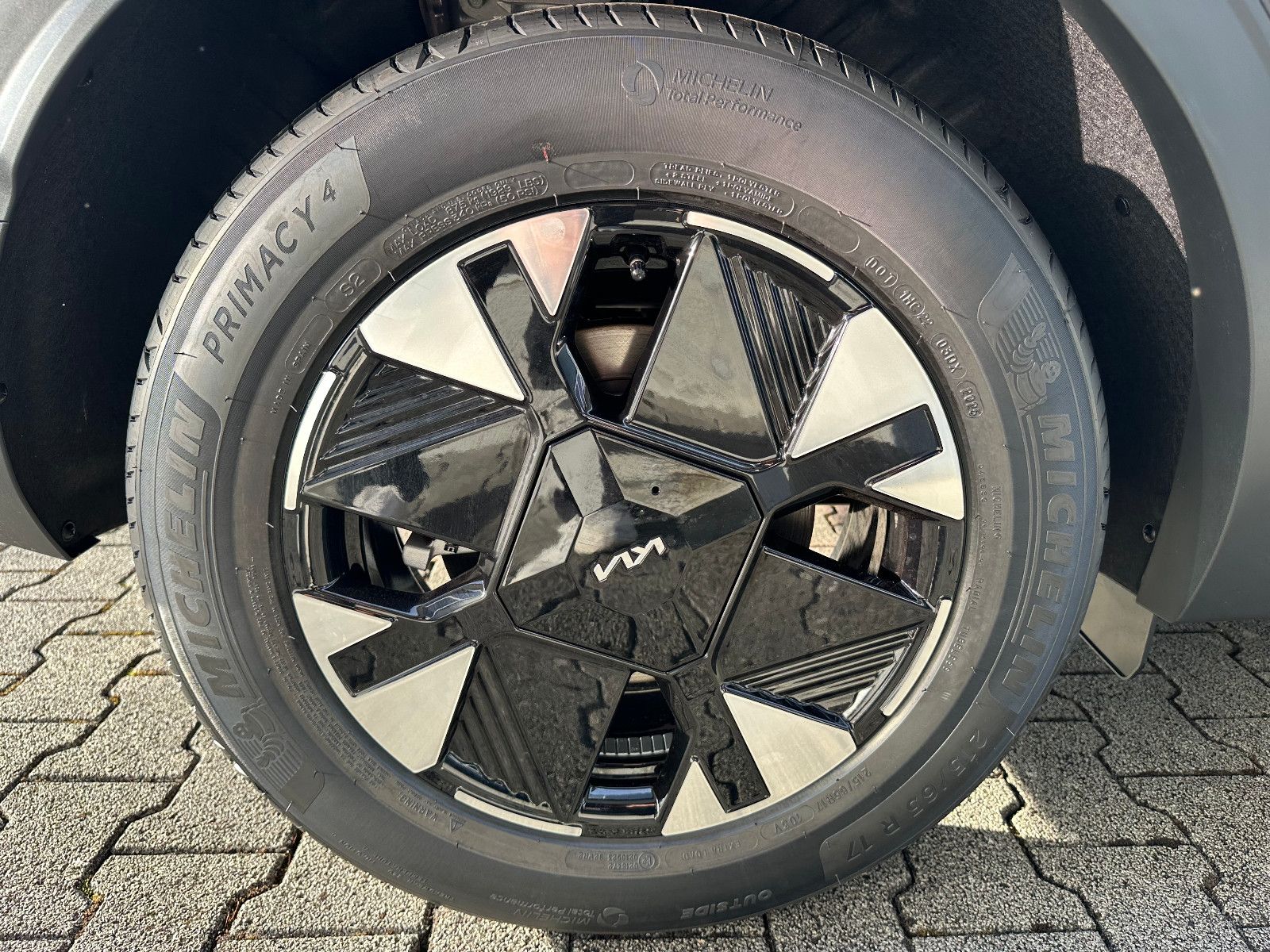 Fahrzeugabbildung Kia Sportage 1.6 T-GDI Vision DCT KOM