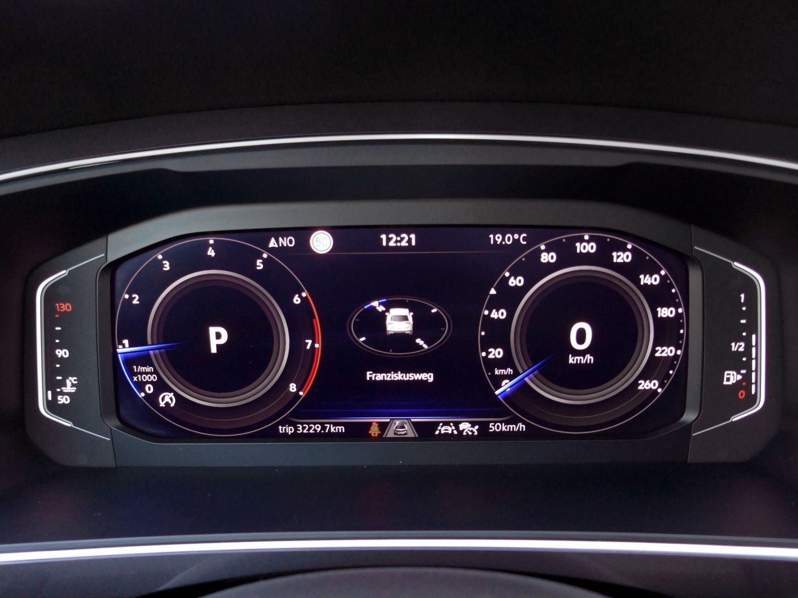 Fahrzeugabbildung Volkswagen Tiguan Allspace Life 1.5 TSI DSG | LED AHK ACC