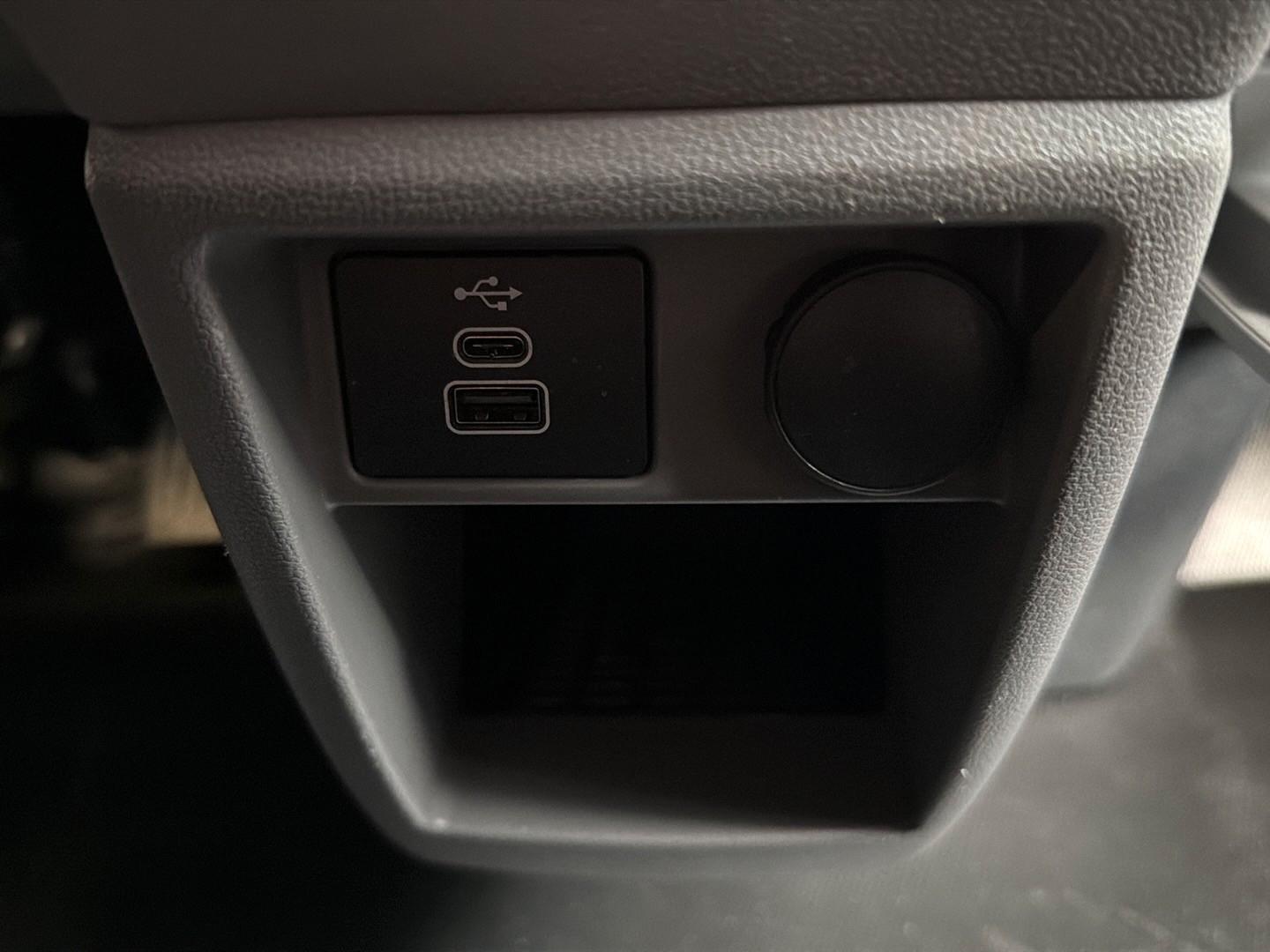 Volkswagen T7 Transporter 2.0 TDI LR Temp. Klima RFK SHZ PDC, миниатюра 20
