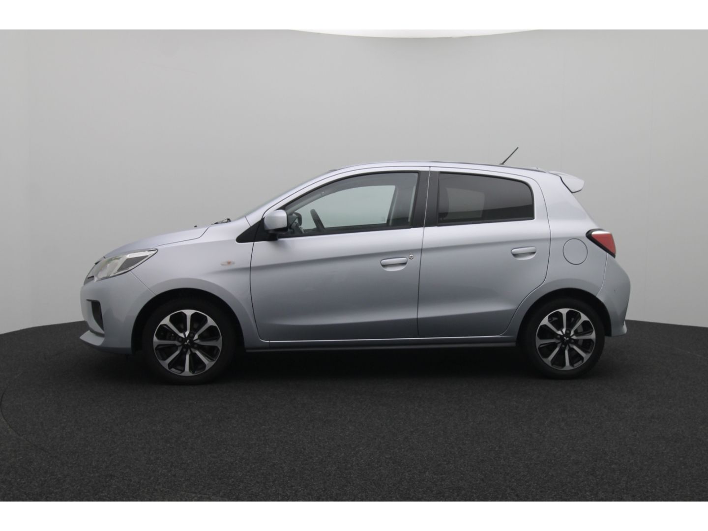 Fahrzeugabbildung Mitsubishi Space Star 1.2 Select+ Kamera  AppleCP DAB SHZ