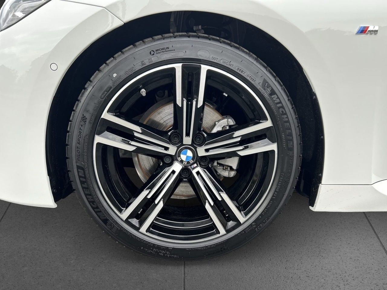 BMW 220 - Bild 19