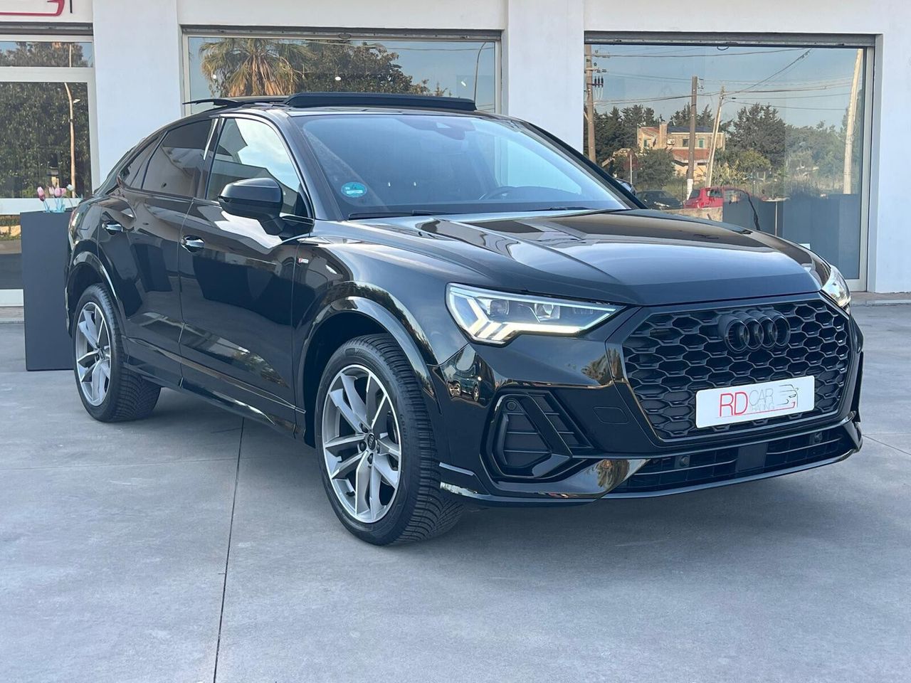 Audi Q3 Sportback S-line *tetto FULL Black imagem 2