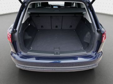 Volkswagen Touareg - 11